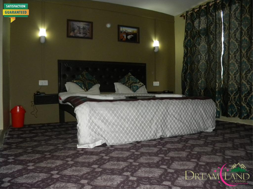 Dreamland Kashmir Cottage Pahalgam Ruang foto